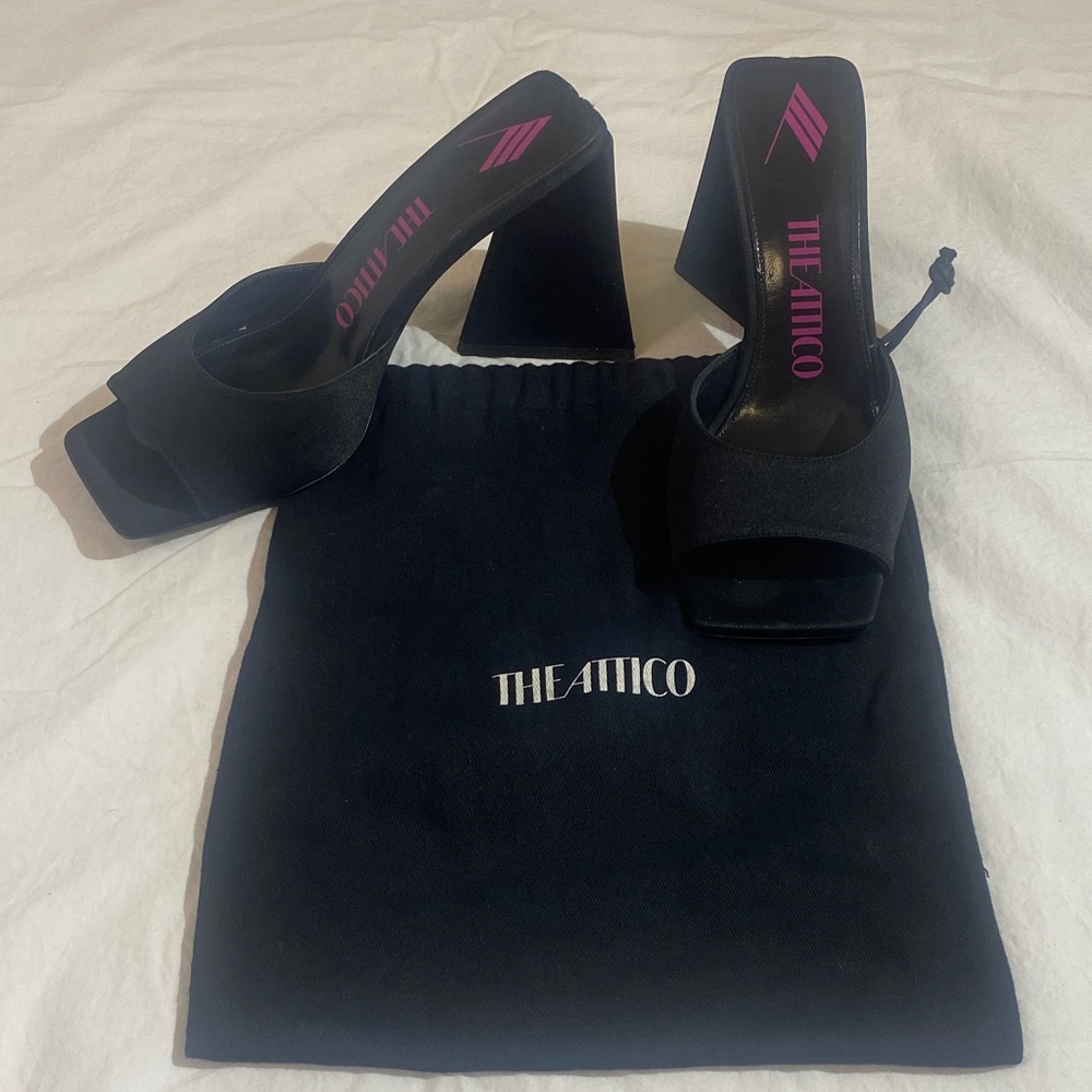 The Attico
Piper 85mm satin sandals